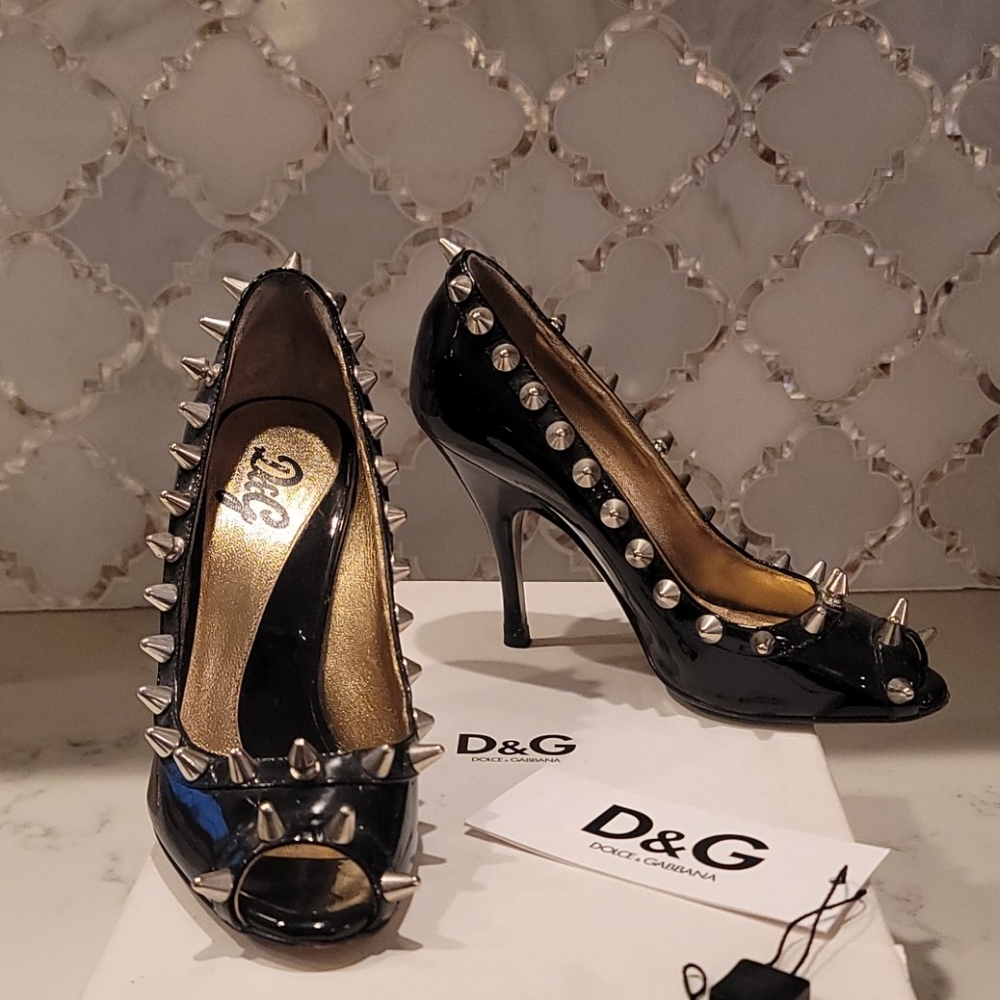 DOLCE & GABANNA "vintage" studded spike heel